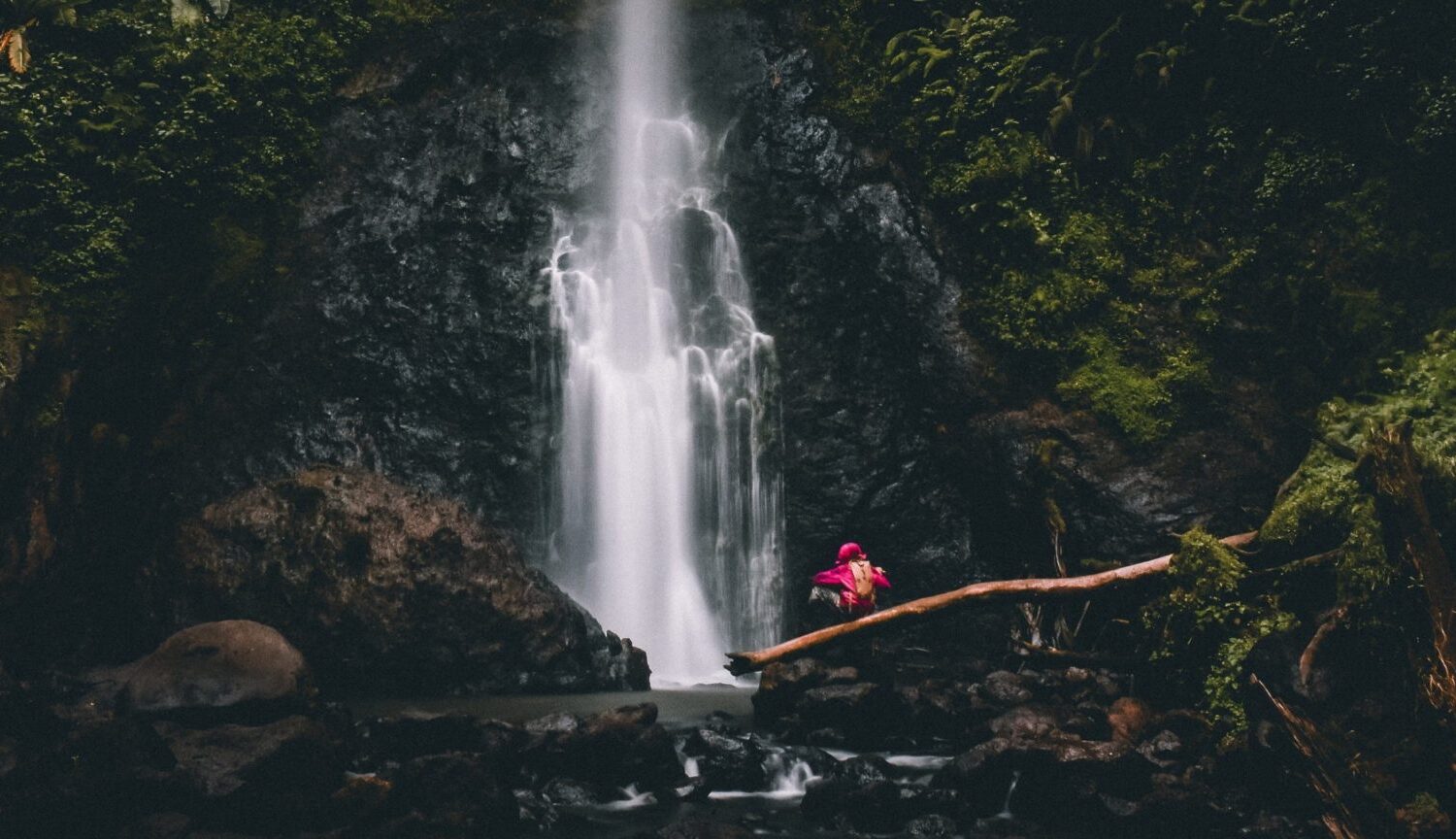 Kimakia Waterfalls Hike