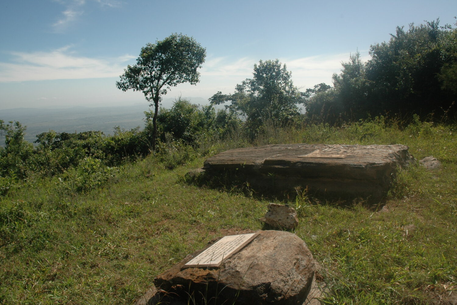 Kilima Mbogo (OL DONYO SABUK) and 14 Falls Hike